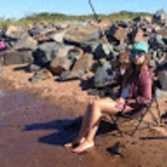 Meet your Posher, Bethany - Picture 1 of 1